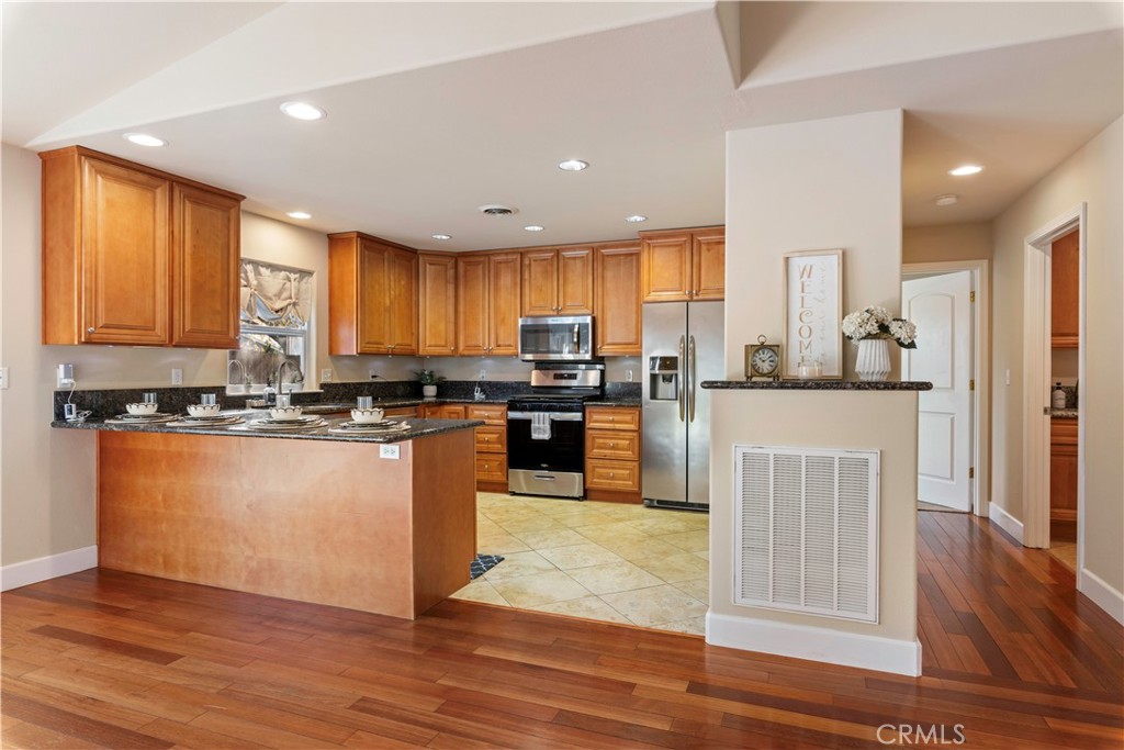 MLS #LC25233891 image #9