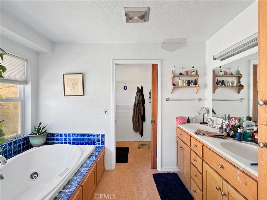 MLS #LC25270496 image #8