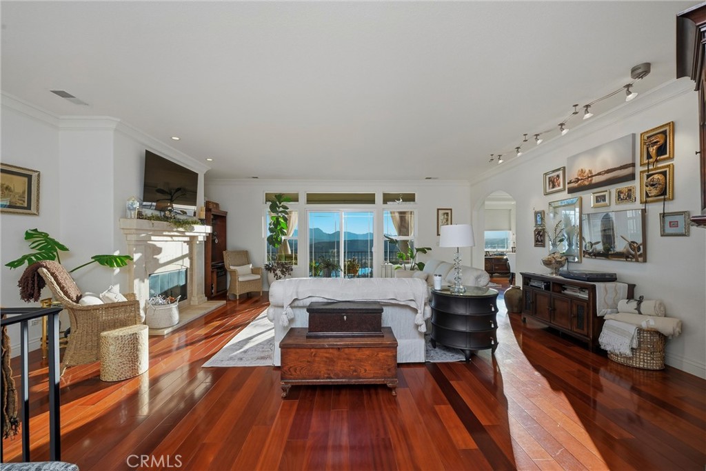 MLS #LC25278034 image #8