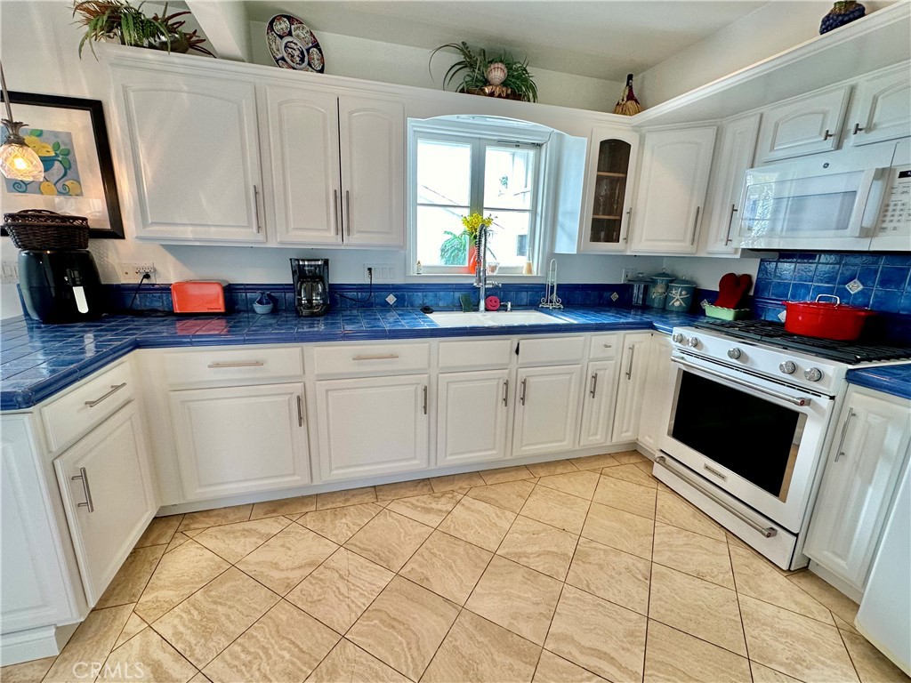 MLS #LG25057322 image #12