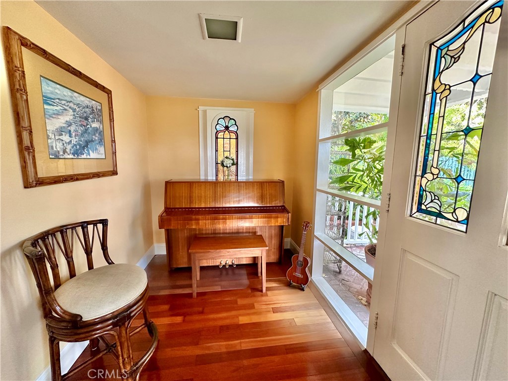 MLS #LG25057322 image #3