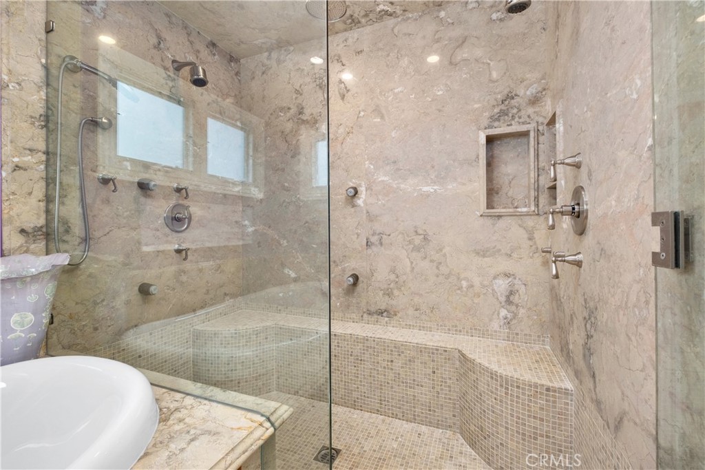 MLS #LG25102495 image #18