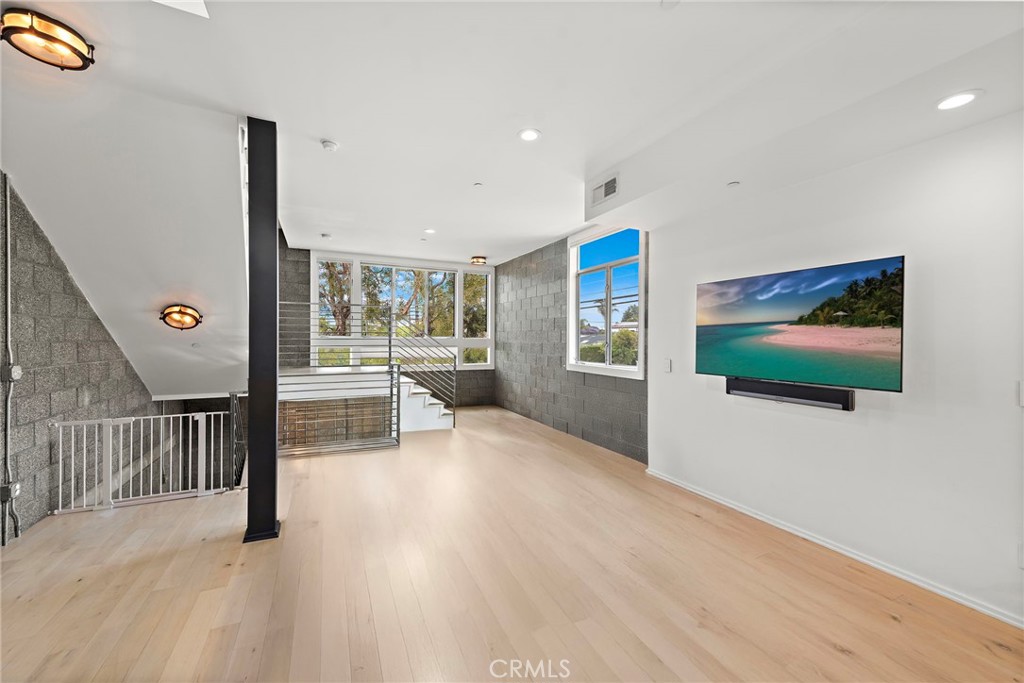 MLS #LG25129476 image #1