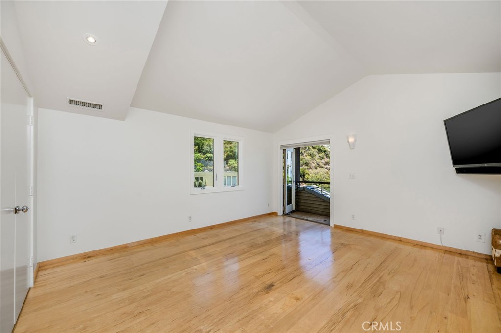 MLS #LG25136793 image #13