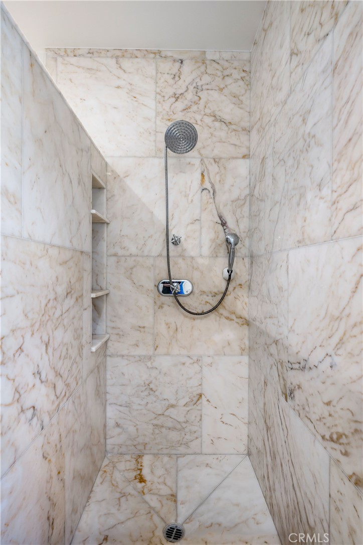 MLS #LG25136793 image #17