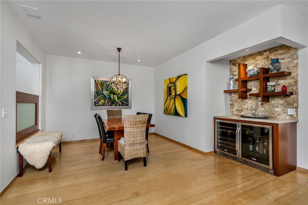 MLS #LG25136793 image #6