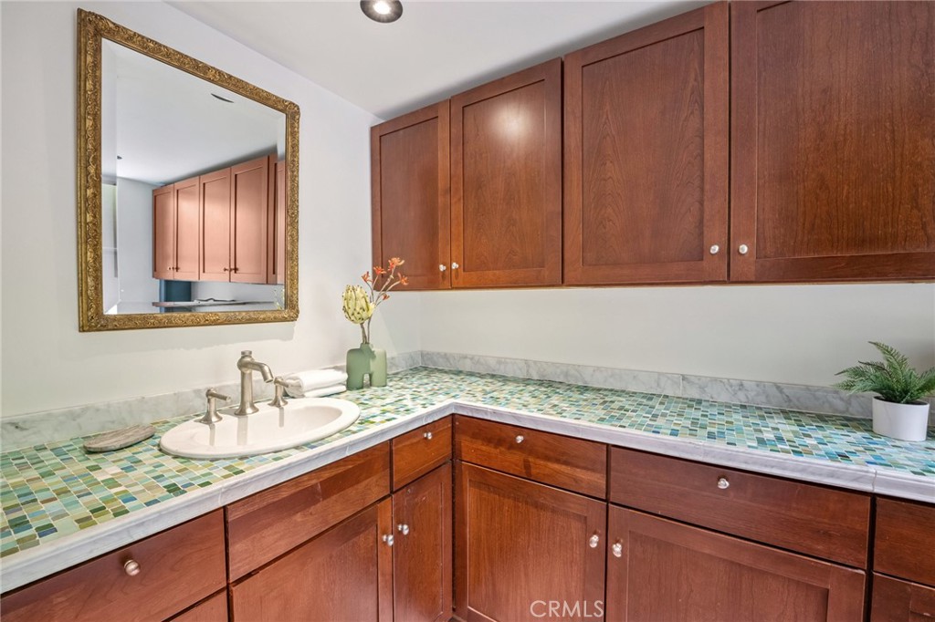 MLS #LG25144650 image #24