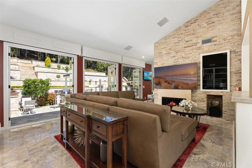 MLS #LG25171597 image #14