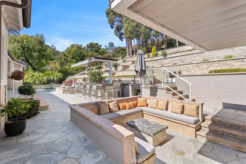 MLS #LG25171597 image #2