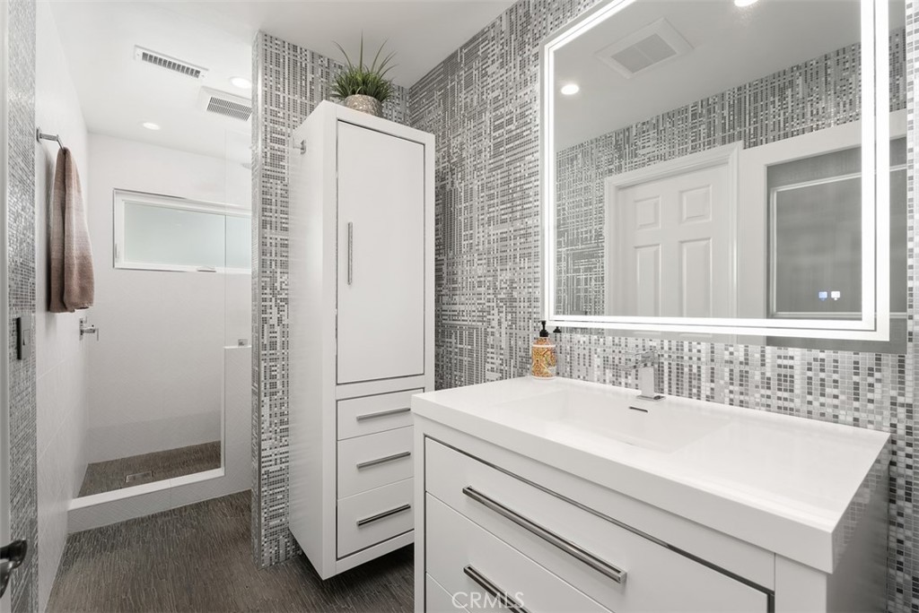 MLS #LG25171597 image #35