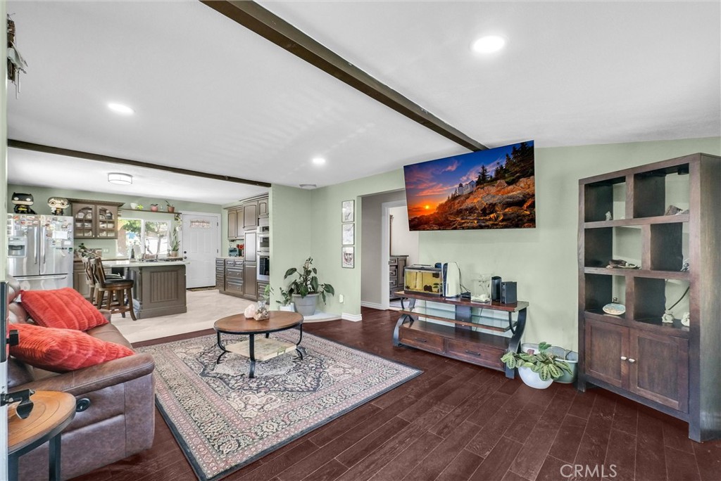 MLS #LG25181768 image #8