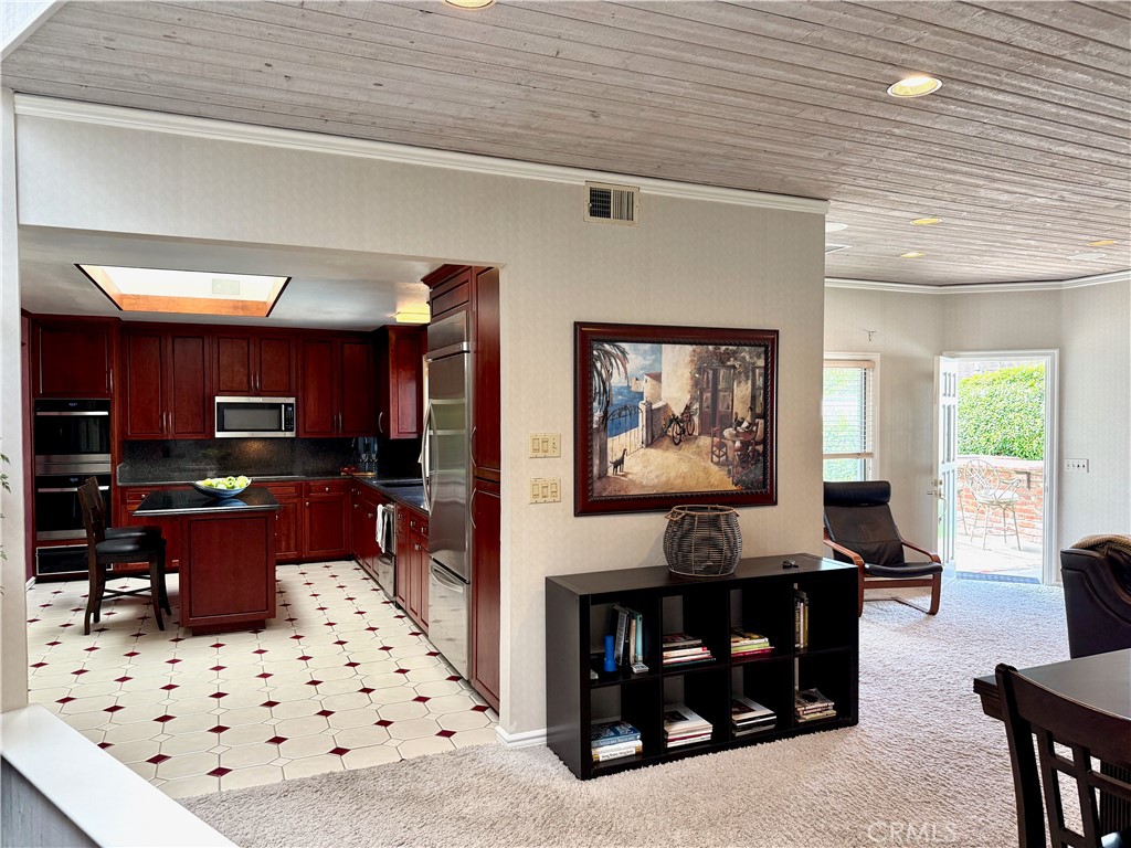 MLS #LG25191639 image #12