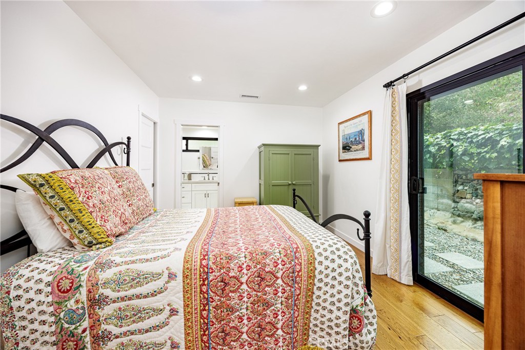 MLS #LG25192415 image #11