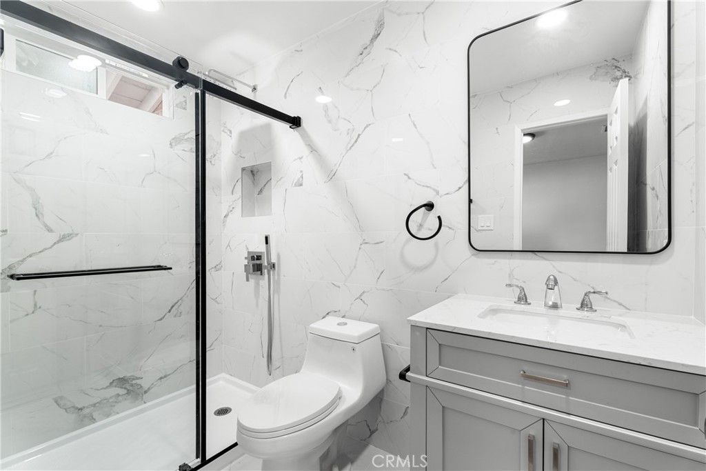 MLS #LG25192462 image #17