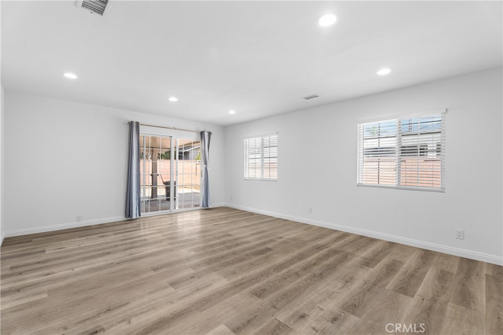 MLS #LG25192462 image #4