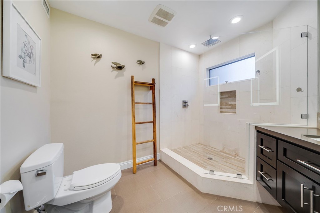 MLS #LG25194851 image #12