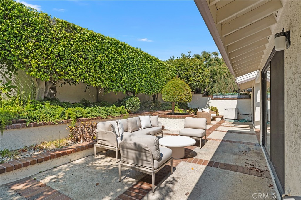 MLS #LG25215266 image #32