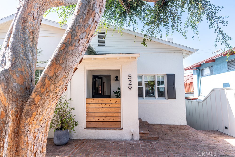 MLS #LG25215867 image #1