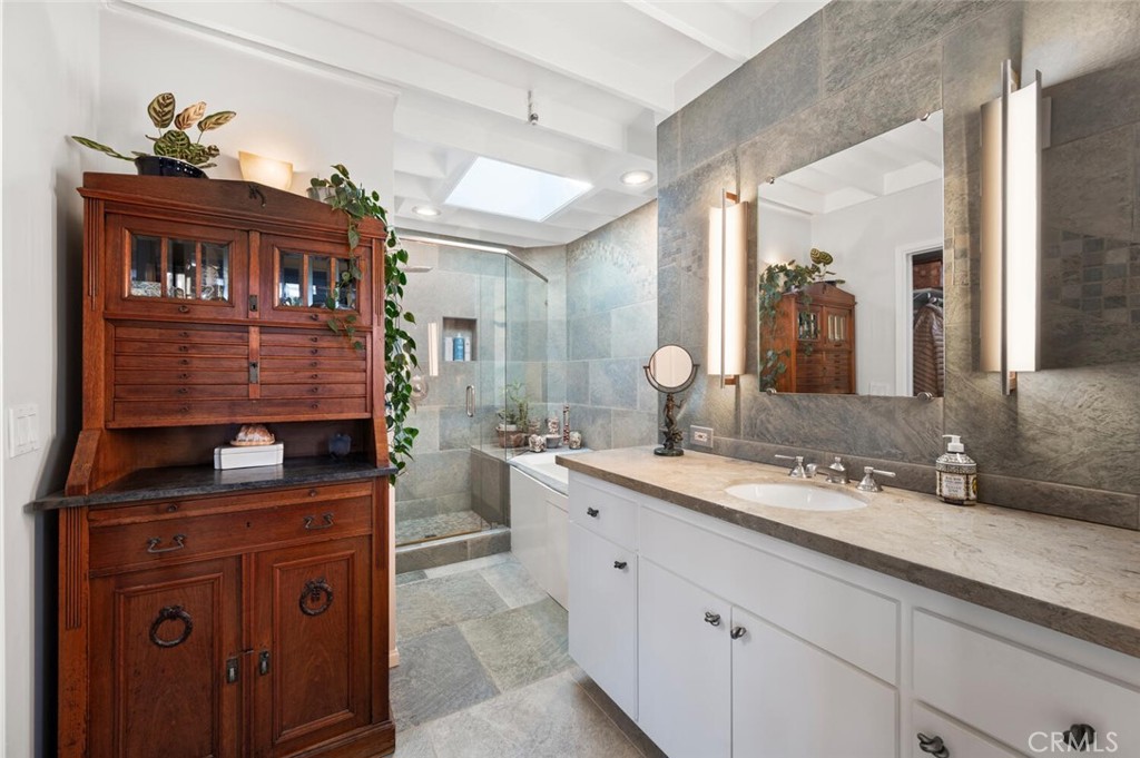 MLS #LG25226665 image #22