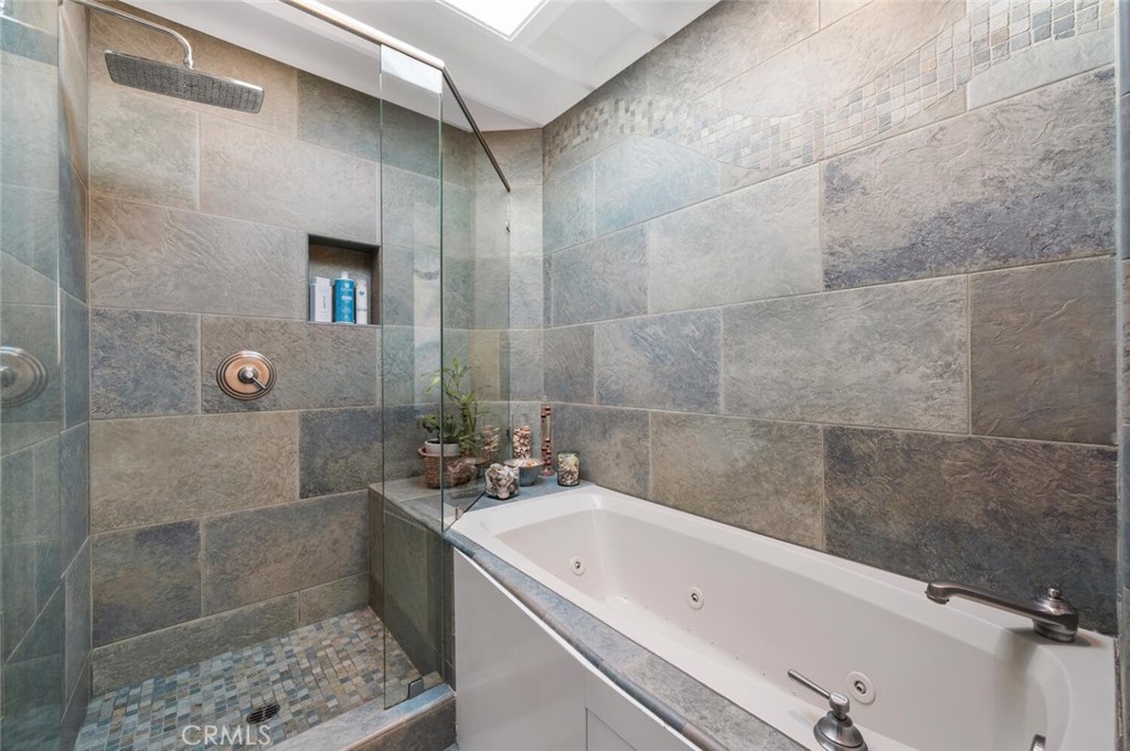 MLS #LG25226665 image #24