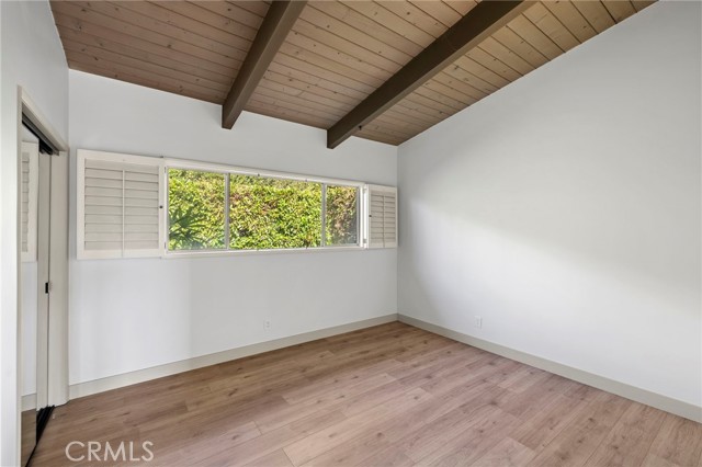 MLS #LG25241638 image #16