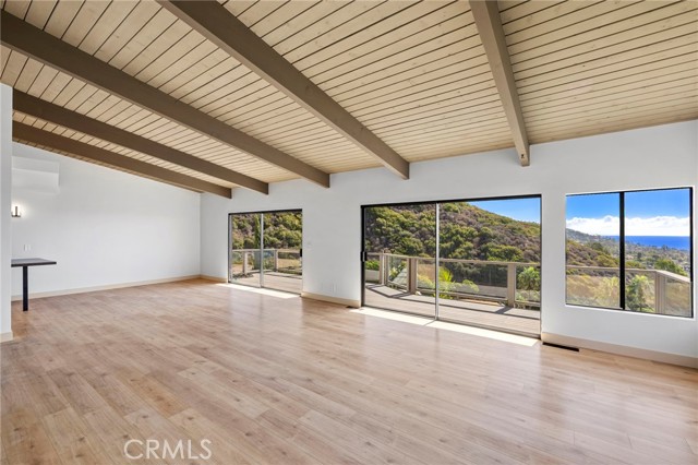 MLS #LG25241638 image #9