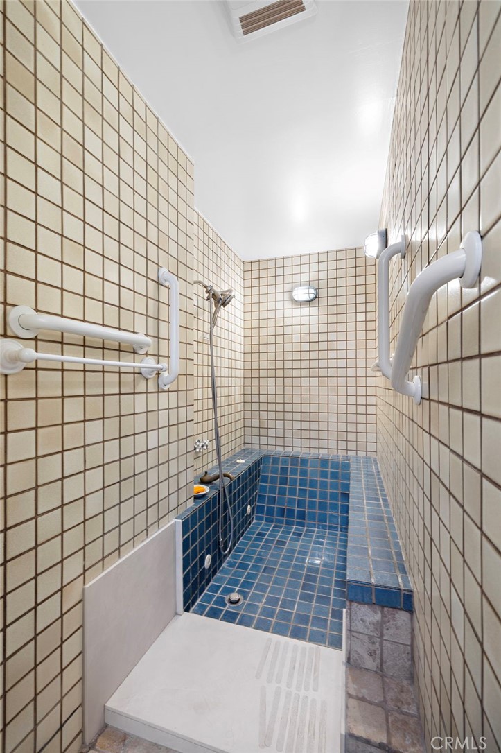 MLS #LG25243908 image #16