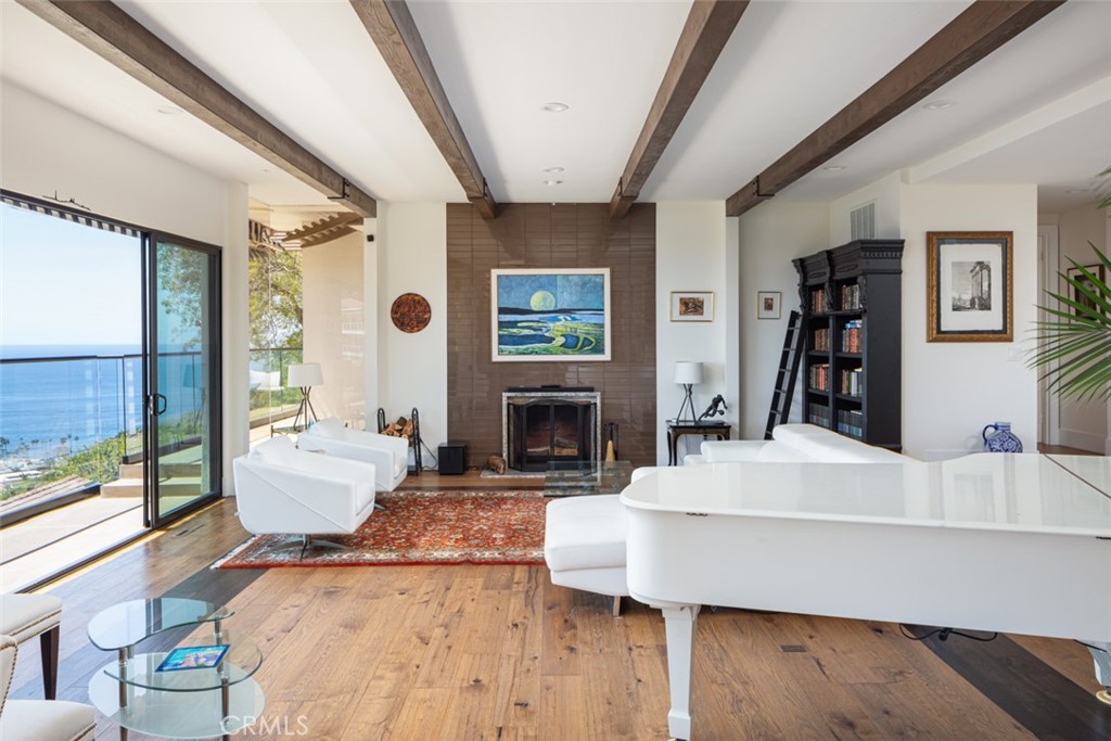 MLS #LG25249698 image #1