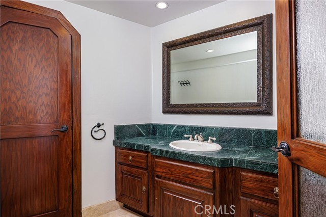 MLS #LG25251847 image #9