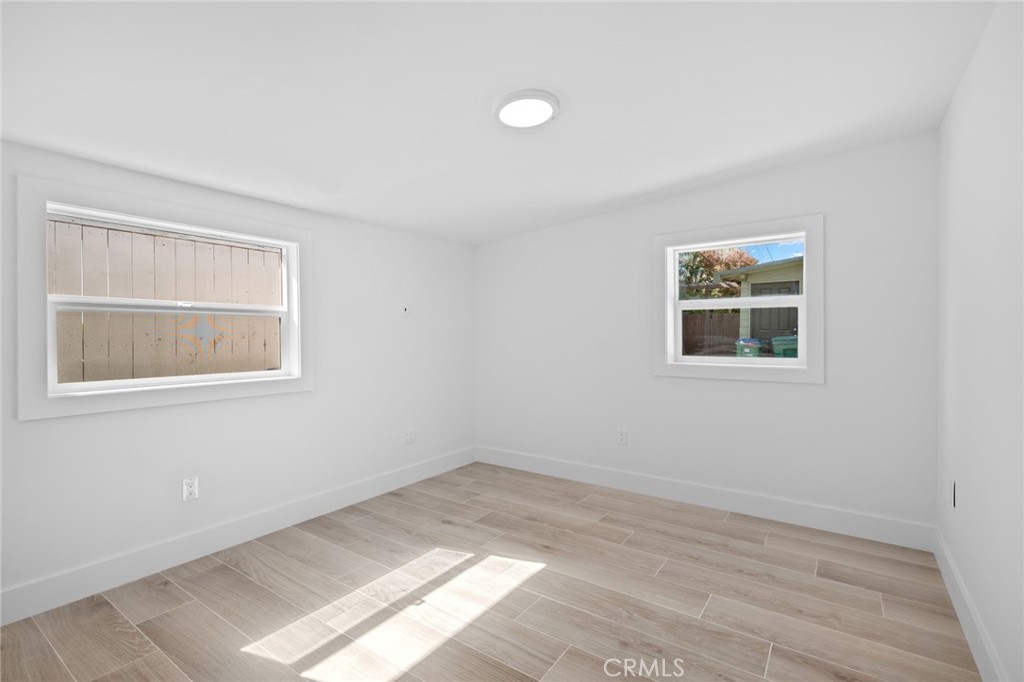 MLS #LG25255407 image #11