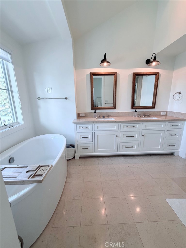 MLS #LG25258688 image #9