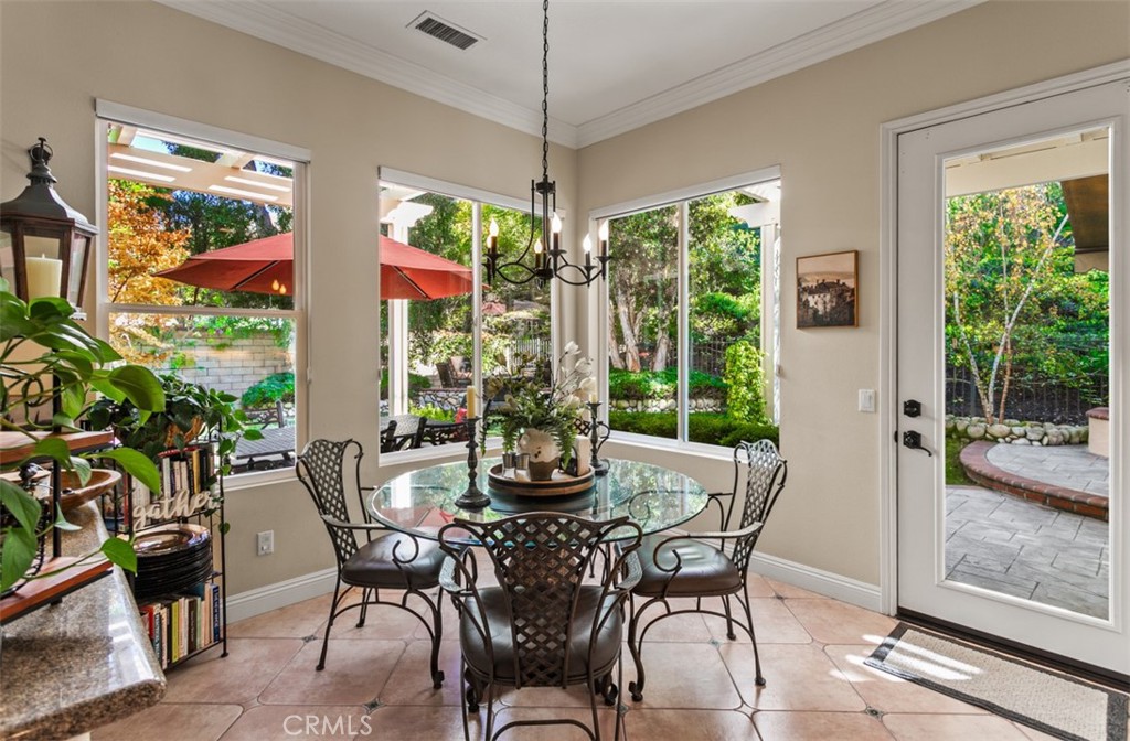 MLS #LG25262355 image #6