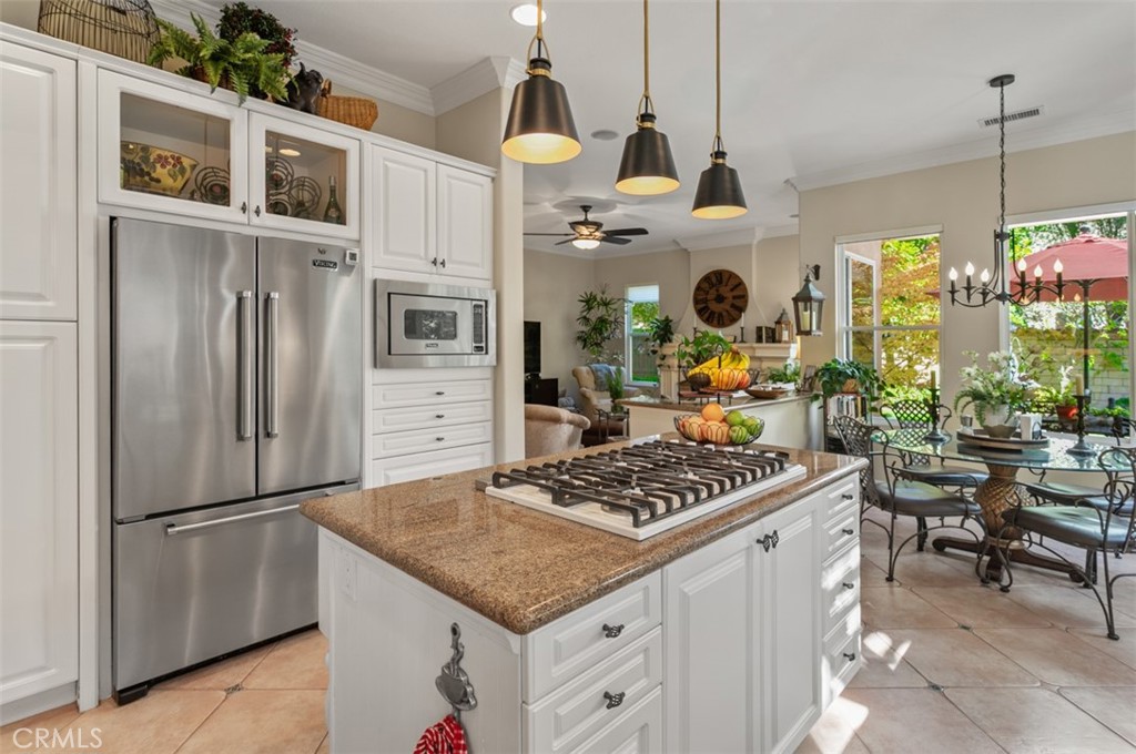 MLS #LG25262355 image #9