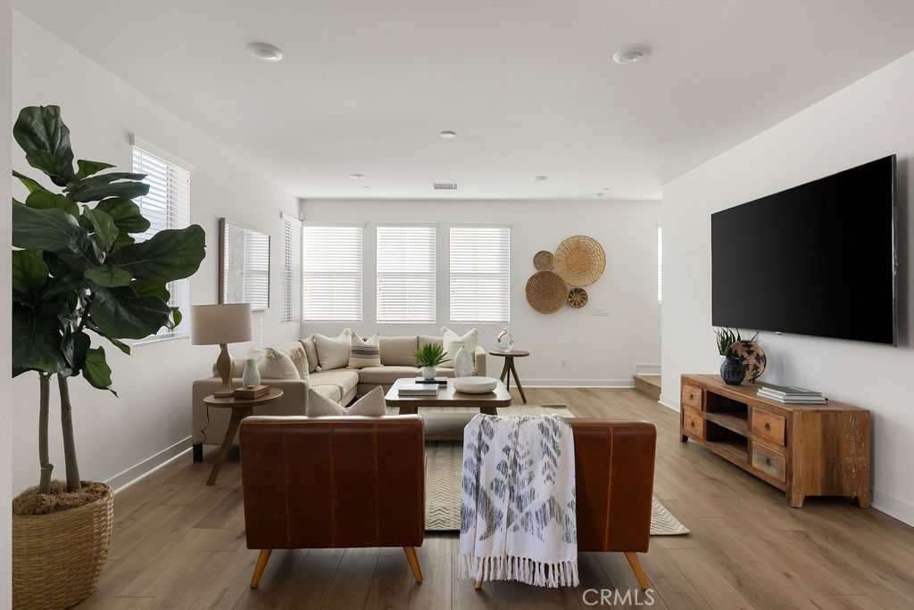 MLS #LG25266909 image #11