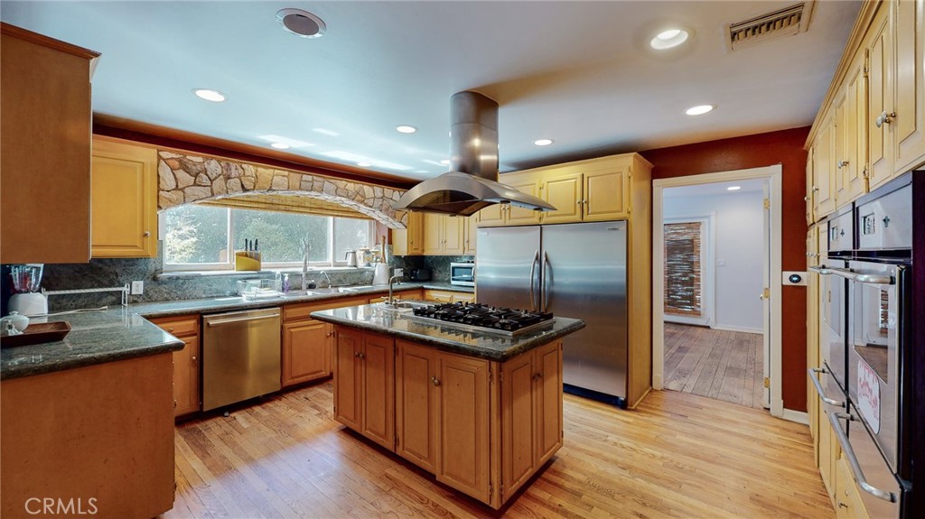 MLS #LG25269693 image #12