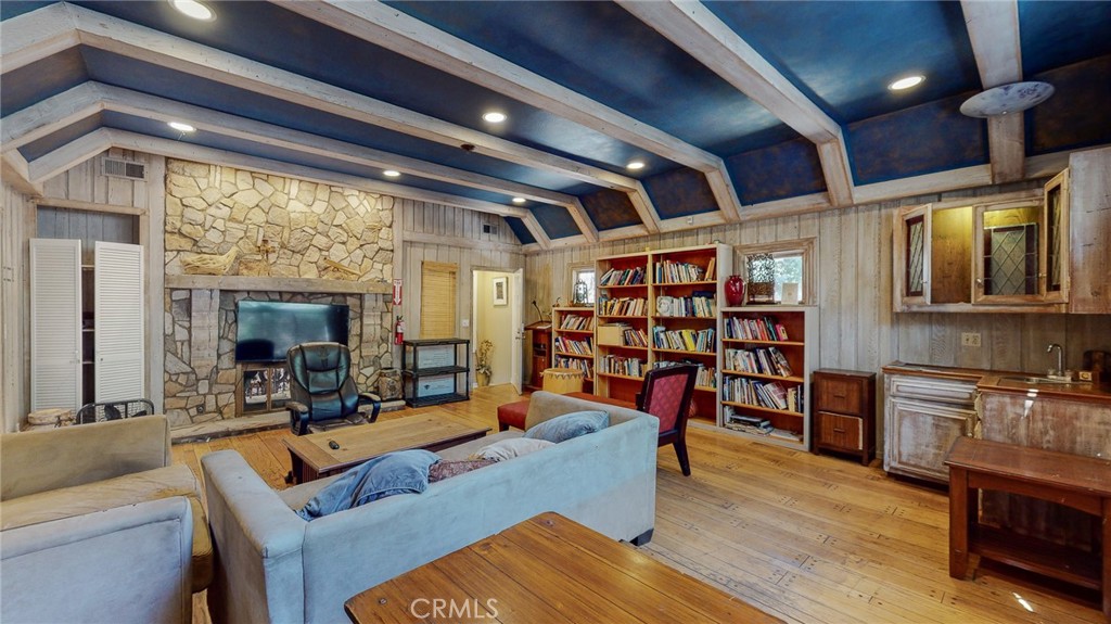 MLS #LG25269693 image #16