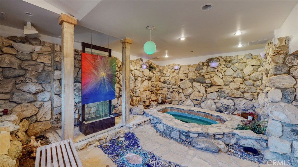 MLS #LG25269693 image #32