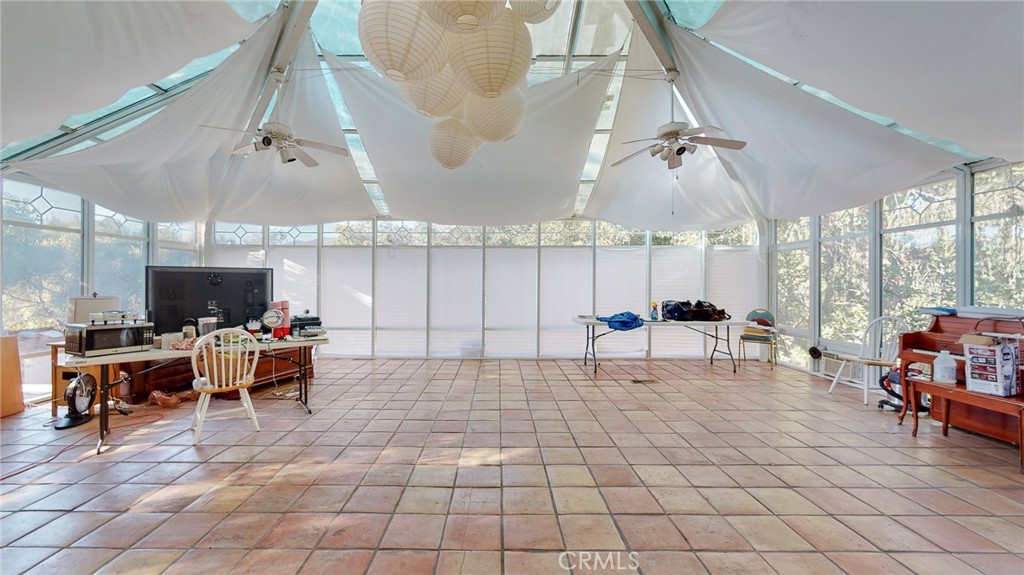 MLS #LG25269693 image #40