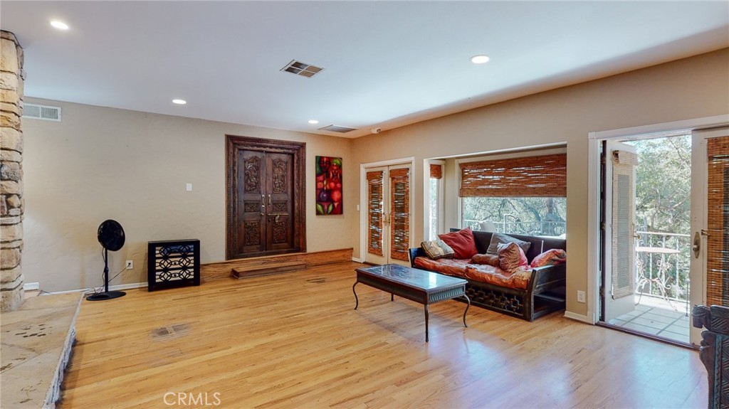 MLS #LG25269693 image #9