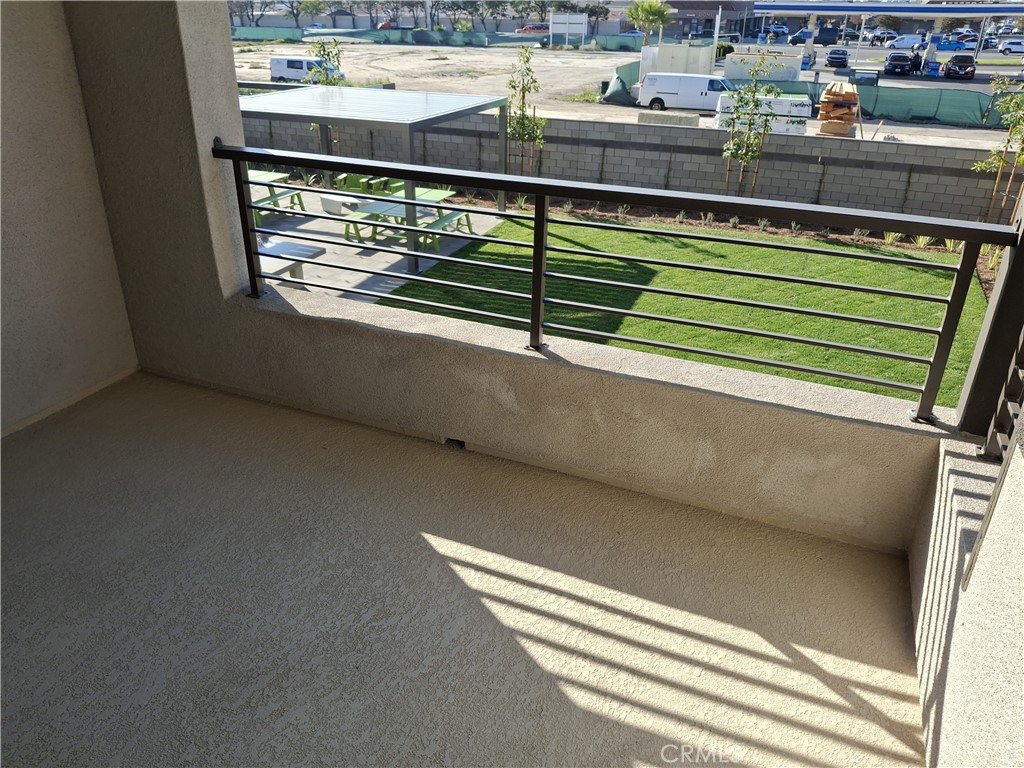 MLS #LG25271346 image #10