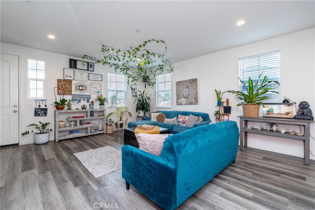 MLS #MB25034948 image #5