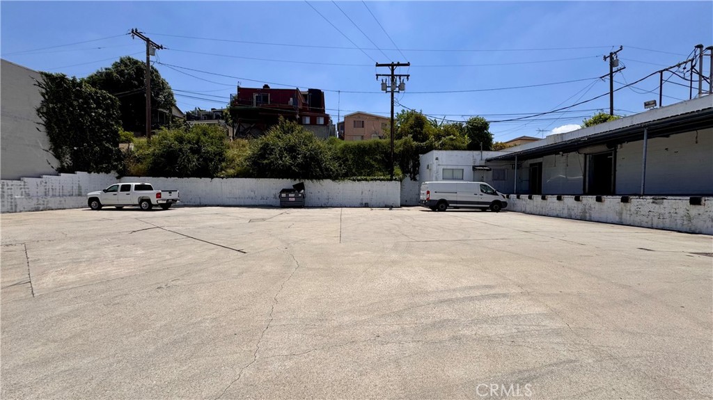 MLS #MB25117632 image #1