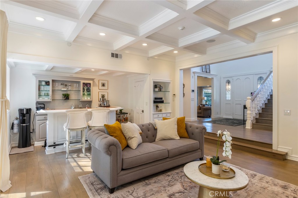 MLS #MB25129047 image #16