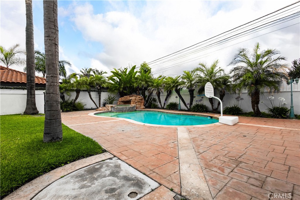 MLS #MB25142012 image #65