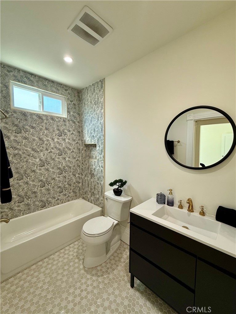 MLS #MB25172034 image #16