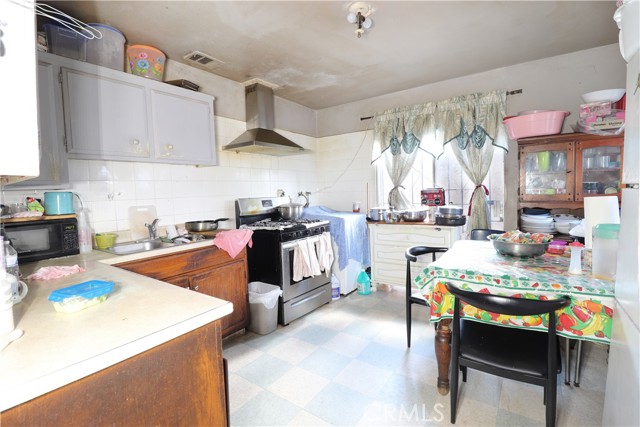 MLS #MB25187285 image #2