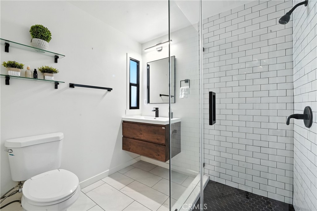 MLS #MB25198802 image #25