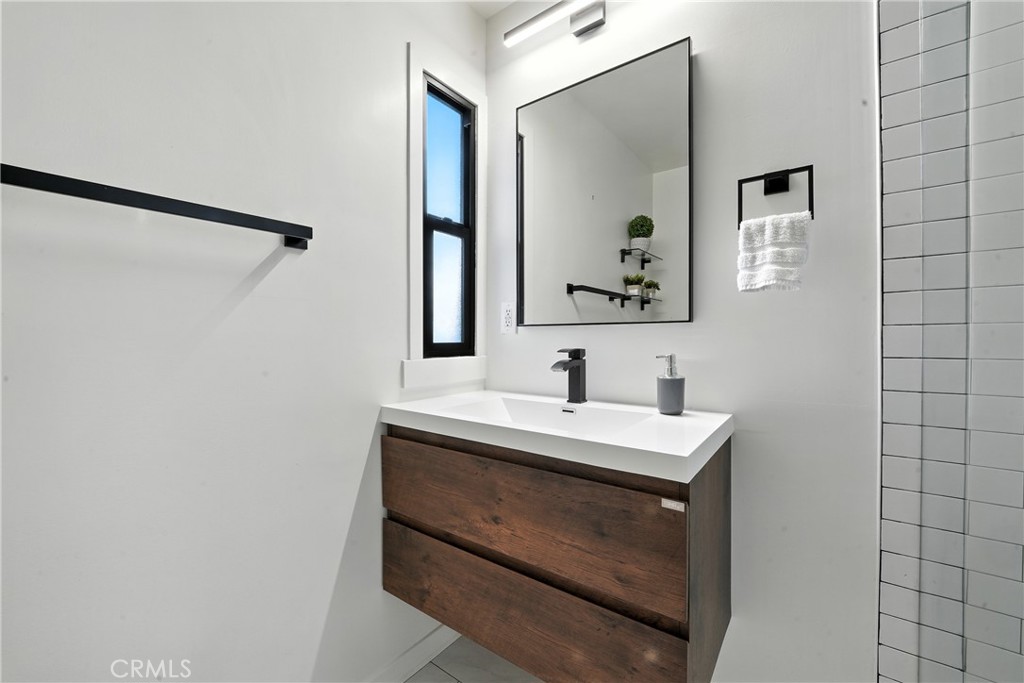 MLS #MB25198802 image #27