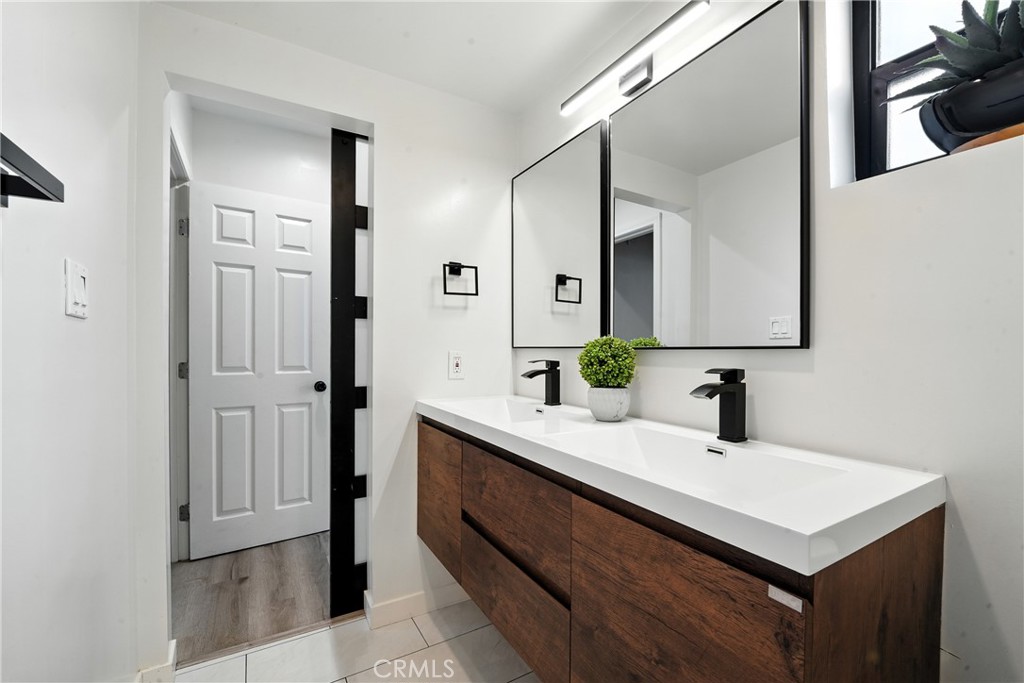 MLS #MB25198802 image #41