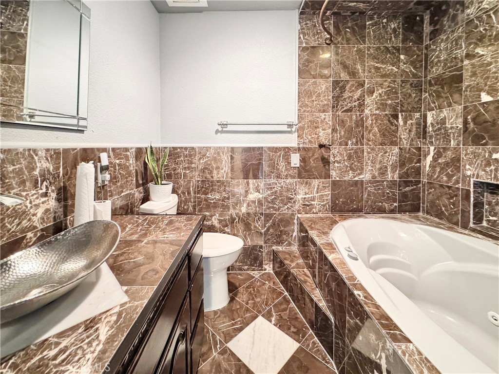 MLS #MB25256105 image #11